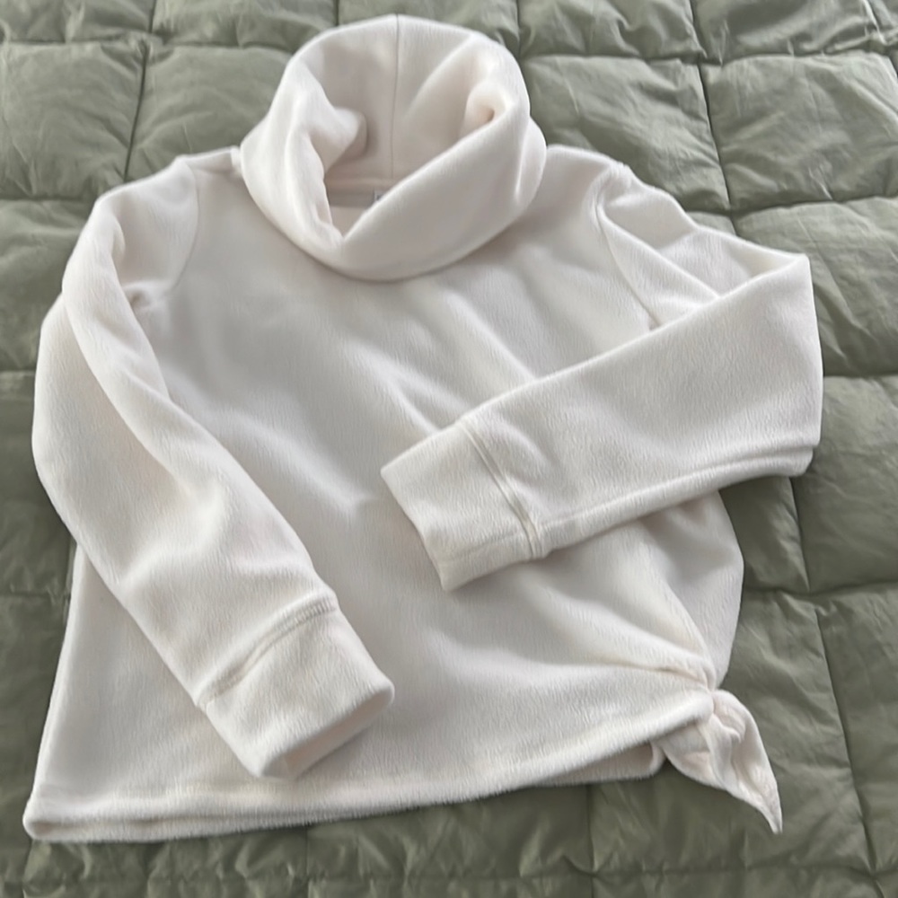 NWOT Old Navy Fleece Top